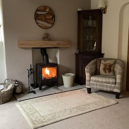 Picturesque Stone Cottage In The Heart Of North Yorkshire Village - Hideaway Cottage Kültér fotó
