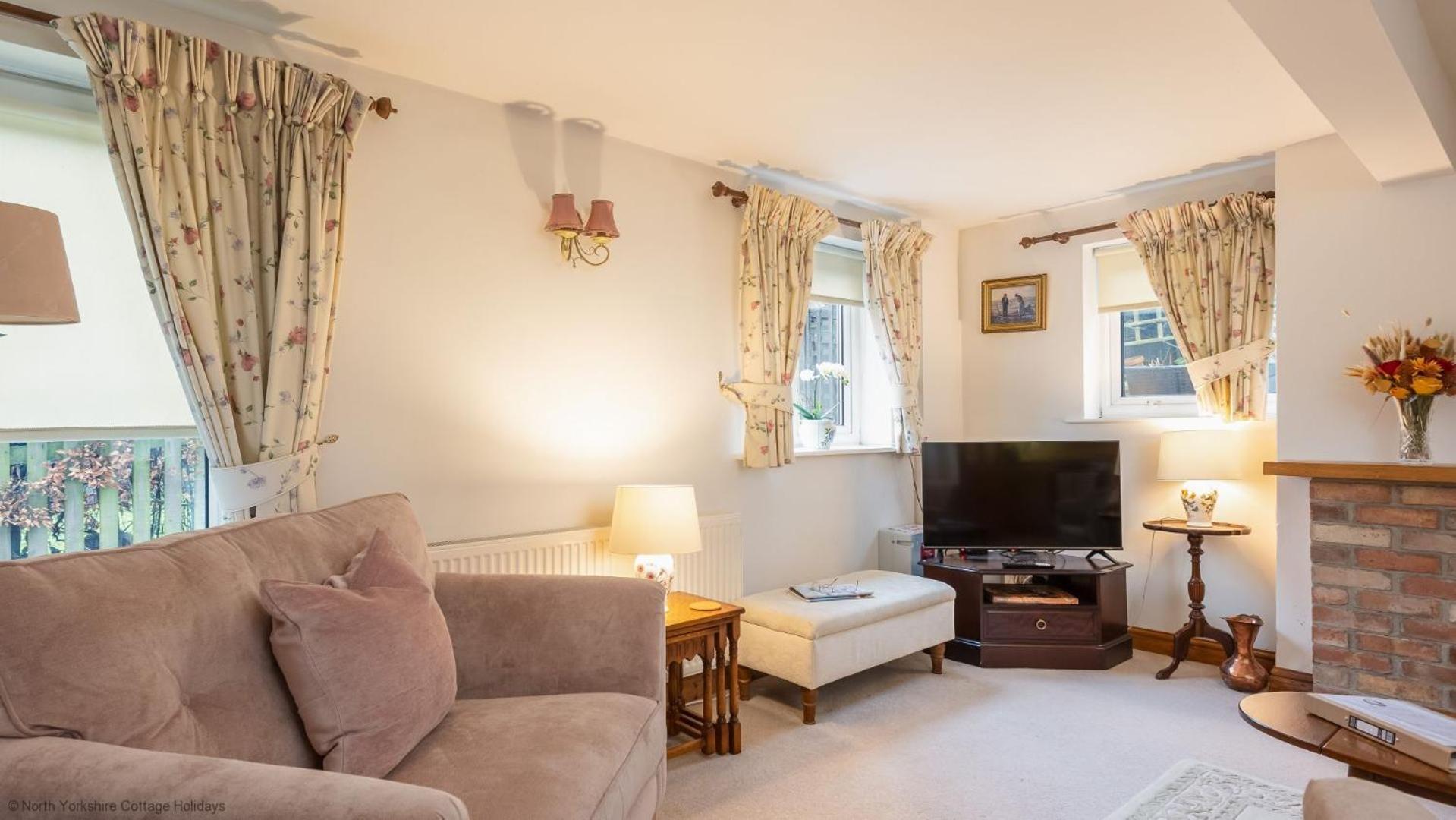 Picturesque Stone Cottage In The Heart Of North Yorkshire Village - Hideaway Cottage Kültér fotó