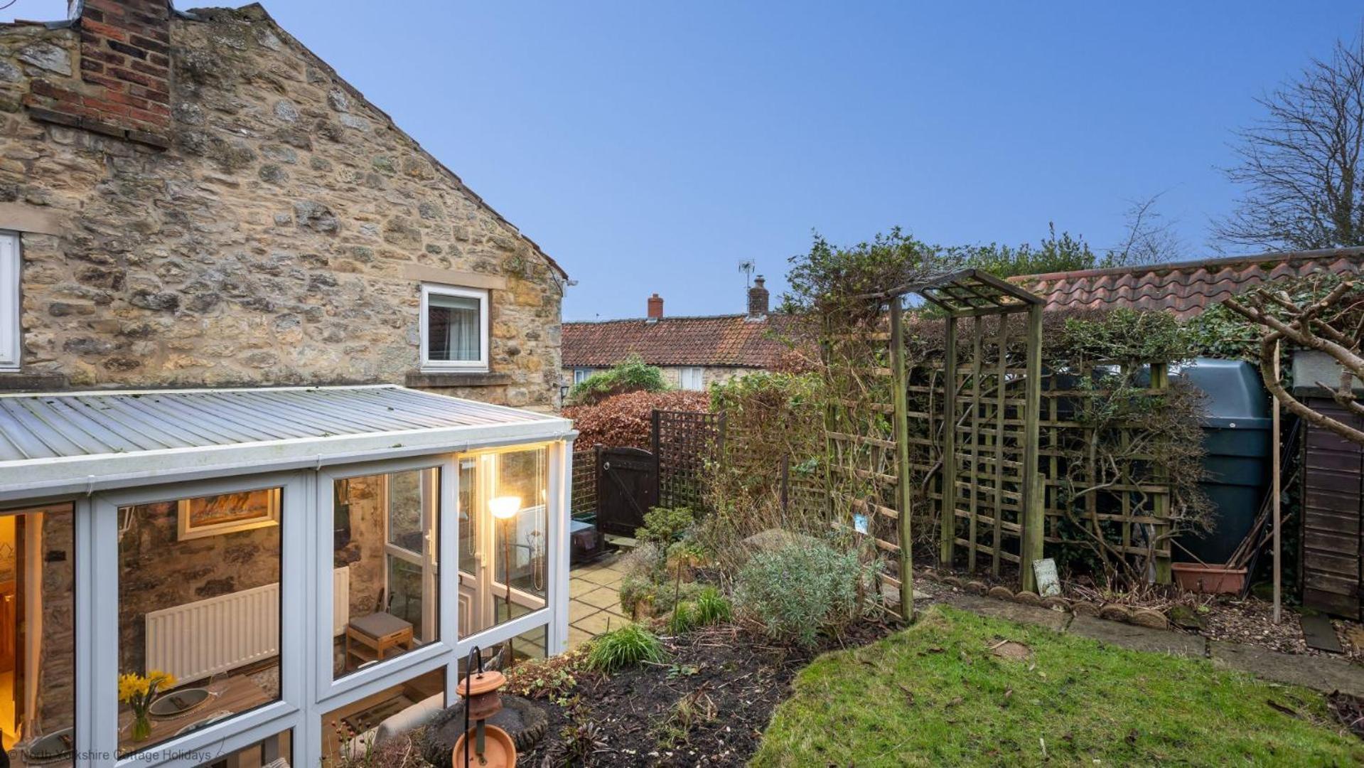 Picturesque Stone Cottage In The Heart Of North Yorkshire Village - Hideaway Cottage Kültér fotó